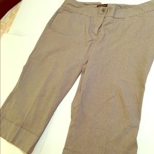 Brown multi stripe capri 20W