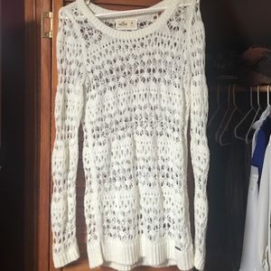 🎀NEW LISTING!🎀 Cute long sweater