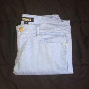 Loose Fitted Skinny Jeans