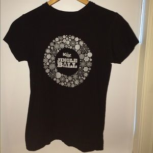 JINGLE BALL (kiss 108) concert t-shirt