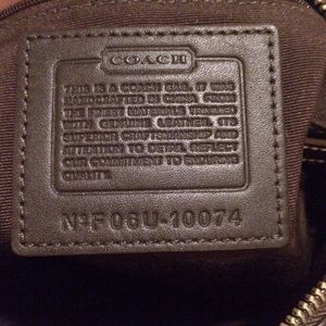 Coach Bags - Coach brown shoulder bag Coach Bags - Coach brown shoulder bag