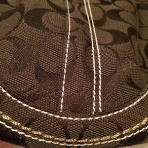 Coach Bags - Coach brown shoulder bag Coach Bags - Coach brown shoulder bag