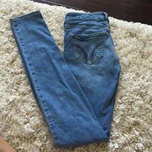 Hollister jeans