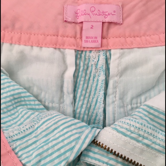 ❗️SOLD❗️Lilly Pulitzer Shorts - Picture 2 of 3