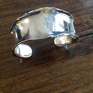 Silpada .925 Sterling Silver cuff.