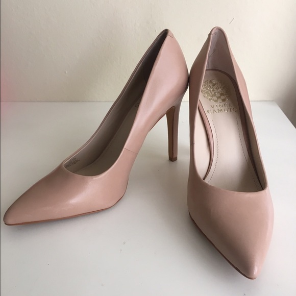 Vince Camuto Pumps (Sandbar Nappa)
