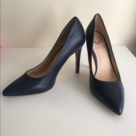 Vince Camuto pumps (Midnight Nappa)