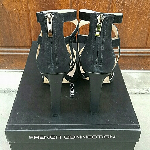 Stylish French Connection Sandals - Picture 4 of 4