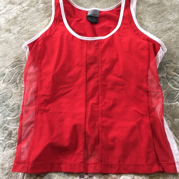 Nike dry fit sports top