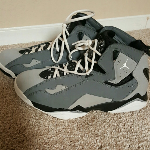 Jordan true flight shoes