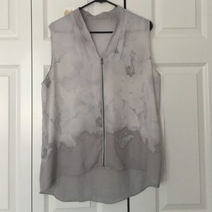 Light grey floral vest with front zipper