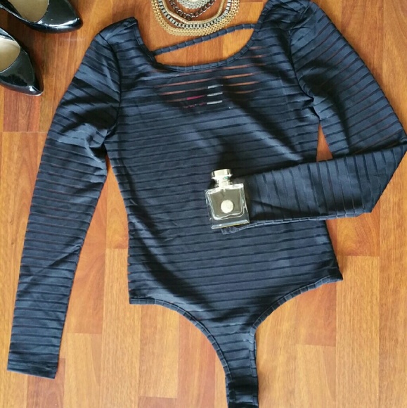2/$20 🎀STRIPE BODYSUIT🎀 - Picture 2 of 5