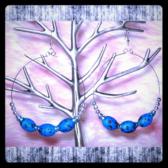 Color Splatter Speckled Beads Hoop Earrings - [A6]
