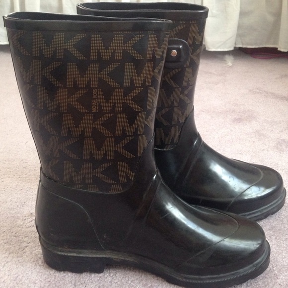 MK rain boots