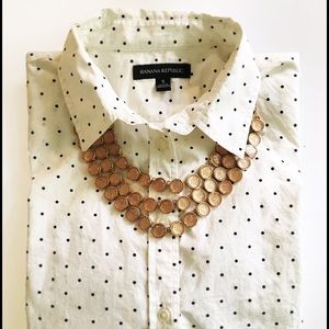 Peach bib necklace