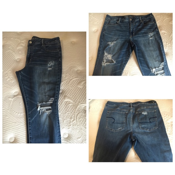 NWOT AEO Distressed Hi-Rise Jeggings