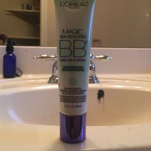 Anti redness concealer