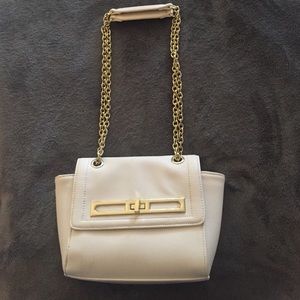 Cute white and gold chain shoulder/cross body