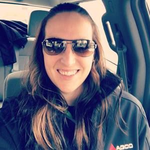 Meet your Posher, Rena