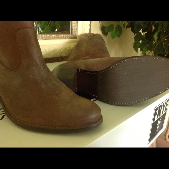 **SOLD**Frye Jackie Tall Boot - Picture 4 of 4