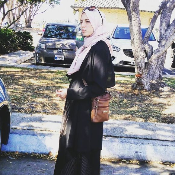 Meet your Posher, Maryam - Picture 1 of 1