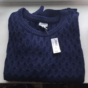 Old Navy blue sweater