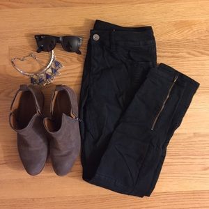 American Eagle forest green ankle pants with zips