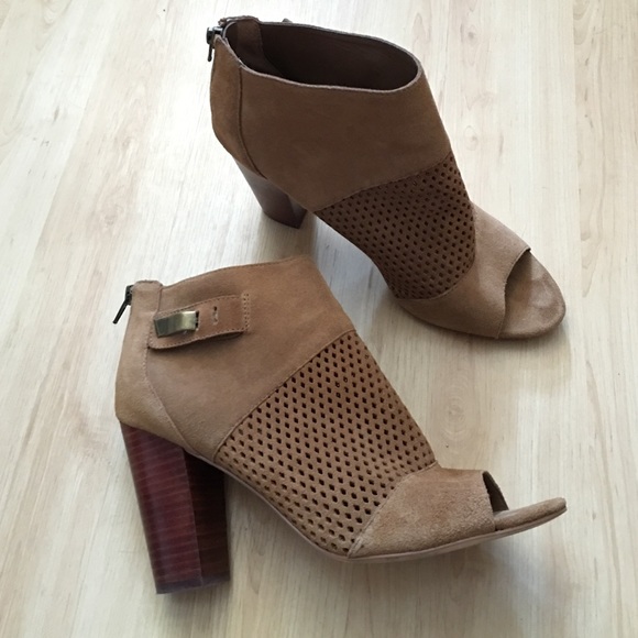 dv by dolce vita Marana tan suede peep toe bootie