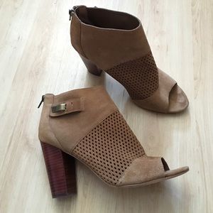 dv by dolce vita Marana tan suede peep toe bootie