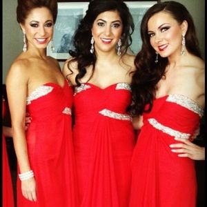 Lady In Red evening gown💋