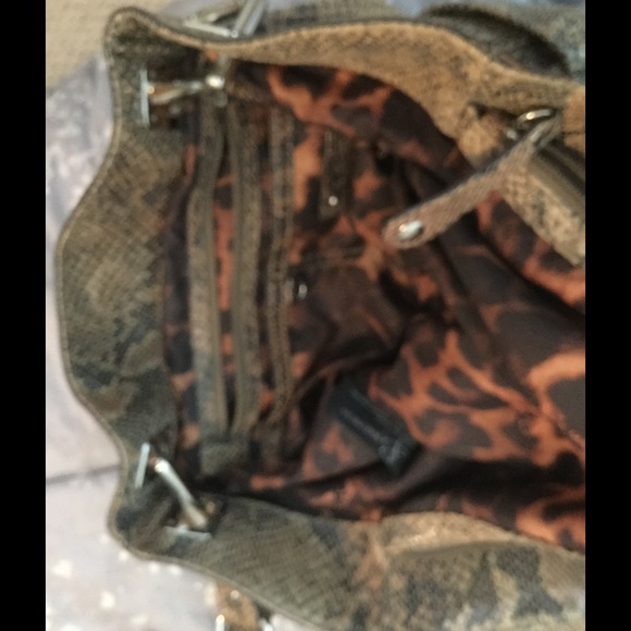 B. Makowsky Snakeskin Leather Work or Handbag - Picture 4 of 4