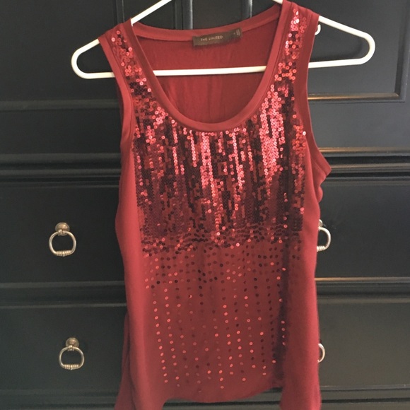 Sequenced tanktop