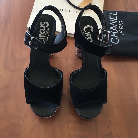 New. Never worn. Circus by Sam Edelman . - Picture 3 of 4