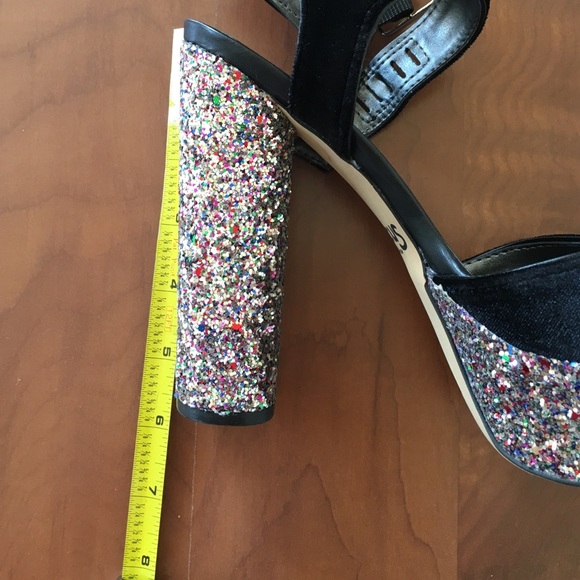 New. Never worn. Circus by Sam Edelman . - Picture 2 of 4