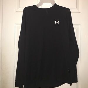 Black long sleeve shirt. Loose coupe Lache