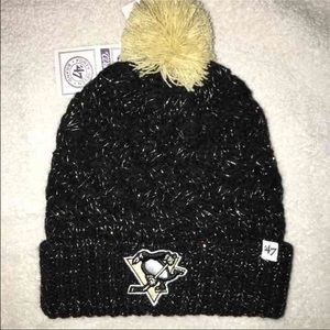 NHL Penguins Pom Beanie