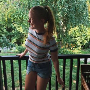 Meet your Posher, Emma