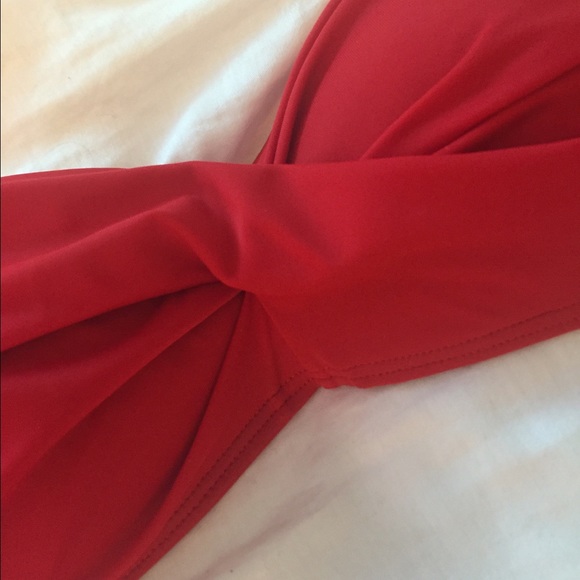 Red Bikini Rop - Picture 2 of 4