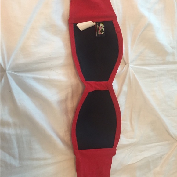 Red Bikini Rop - Picture 3 of 4