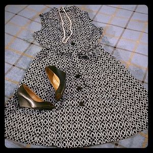 **CLEARANCE**50s Inspired Dress