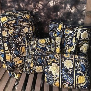 VERA BRADLEY set of 4