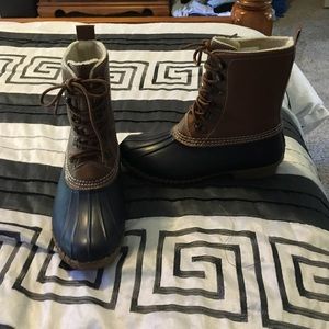 duck boots