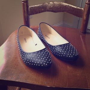 New torrid black studded flats 8W