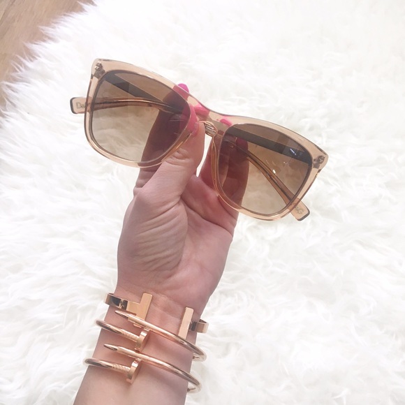 Accessories - Coachella Trend • Rose Gold Sunnies