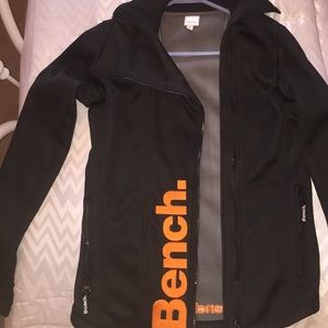 BENCH JACKET