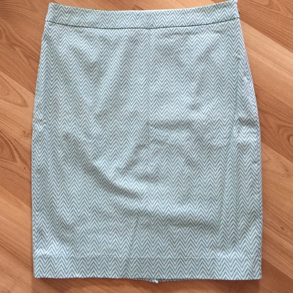 NWOT Limited pencil skirt
