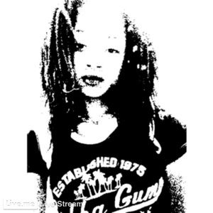 Meet your Posher, Monica