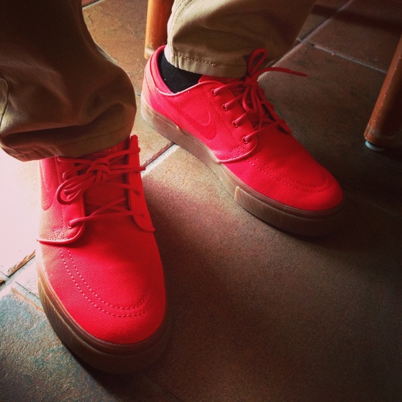 Nike Janoski Red Gum size 8