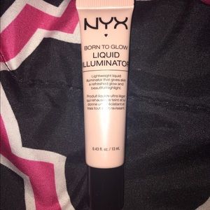 Born to Glow LIQUID ILLUMINATOR