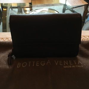 Bottega Veneta chocolate brown wallet.